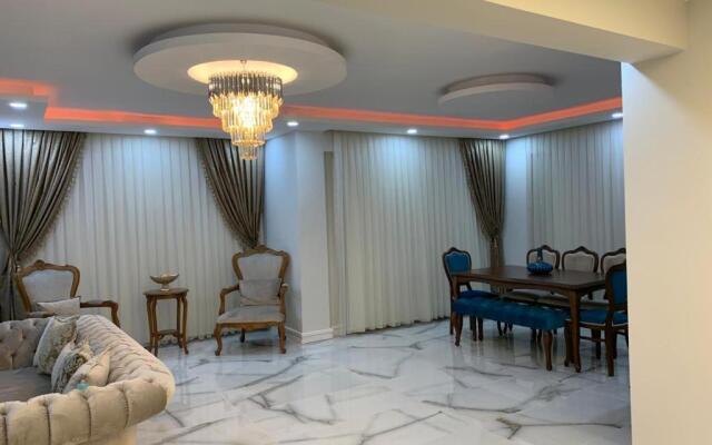 Villa Vadi-Isıtmalı havuzlu-Şömineli-Kış bahçeli-Tamamen Müstakil