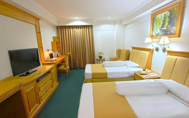 Harmoni Suites Hotel – Guest Rooms – Batam