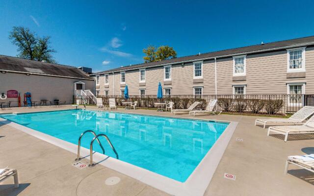 Clarion Hotel & Conference Center Leesburg