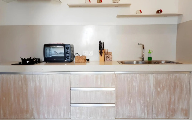 Green Studio Apartment Seminyak