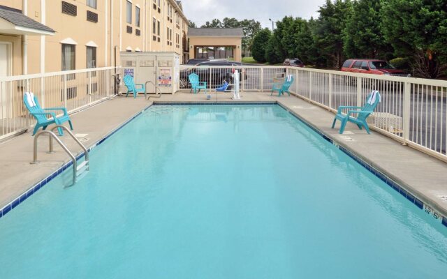 Baymont by Wyndham Grovetown Augusta