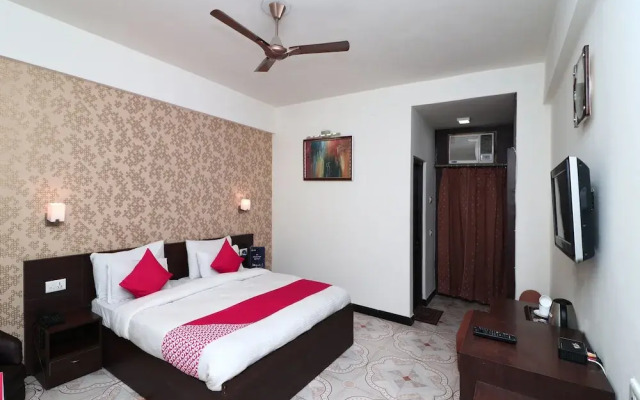 OYO 5189 Hotel East Lite