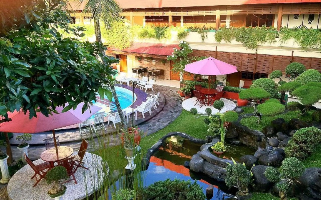 Peti Mas Hotel