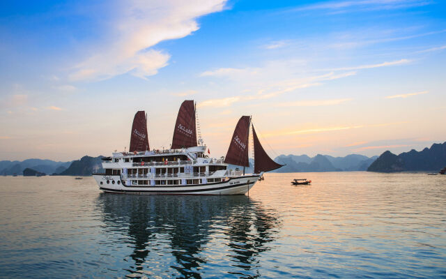 Aclass Legend Cruise Halong Bay