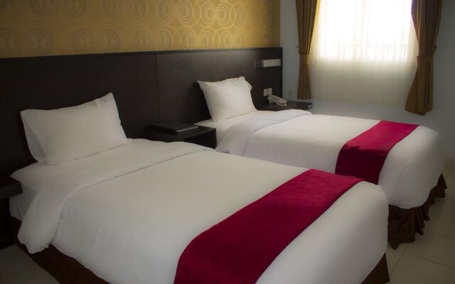 Grand Hotel Sampit