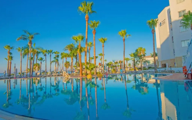 Marlita Beach Hotel Apartments