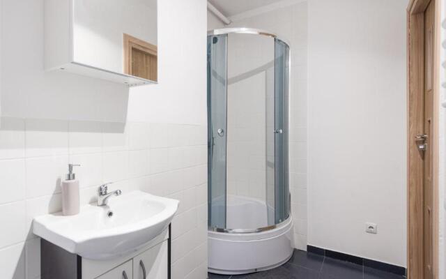Bright&Stylish, Self Check-in, Centrally Located, by Cohost