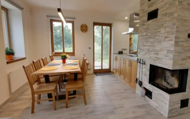Beautiful Villa With Transportation Facilities