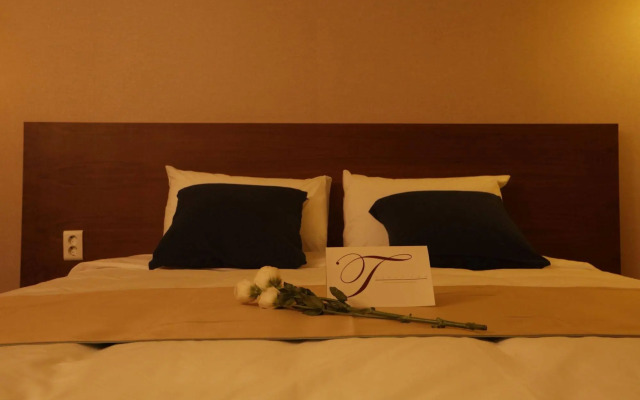 Yihua Hotel