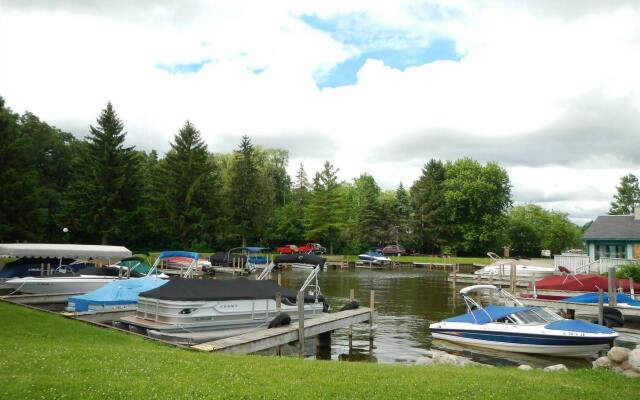 Waterfront Hotel and Marina