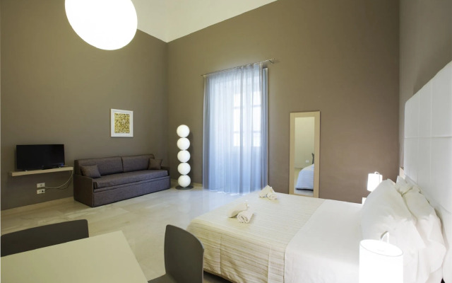 Central Gallery Rooms