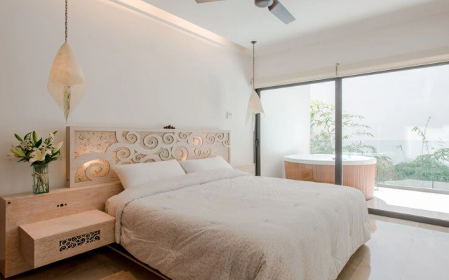 Location - 1 bdr - Rooftop Pool w Sea View - C408