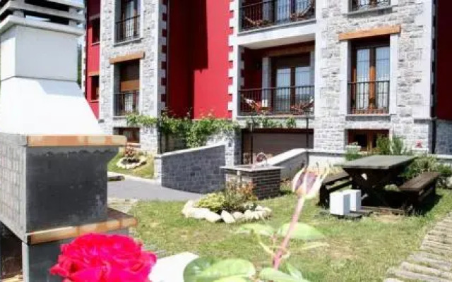 Apartamentos Rurales La Viña