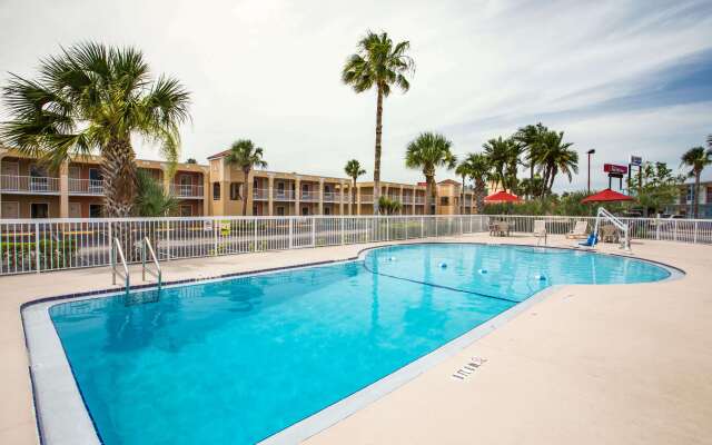 Days Inn by Wyndham Ormond Beach