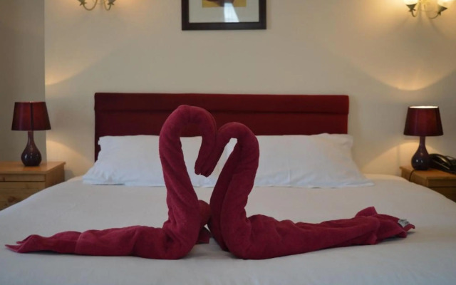 The Globe Hotel