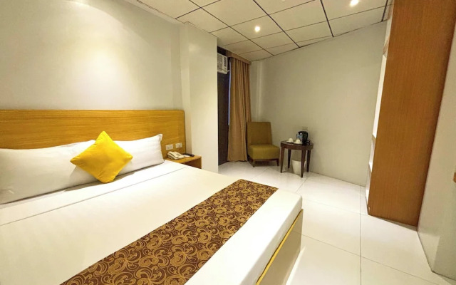LuxeLite Suites Pasay