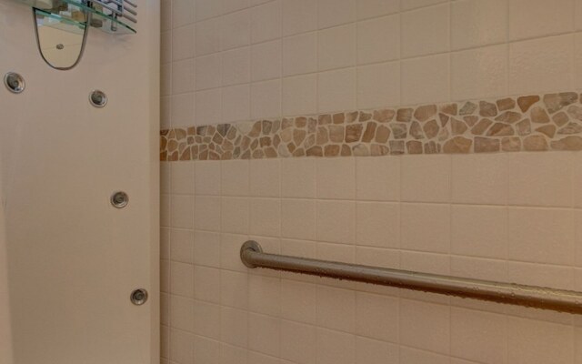 Aloha Ohia Hale 1 Bedroom Home by RedAwning