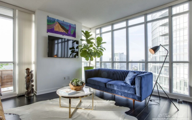 New Modern - DT King W Spacious 3BR