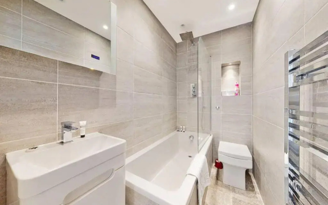 Stylish 2bed2bath flat 4min from tube station