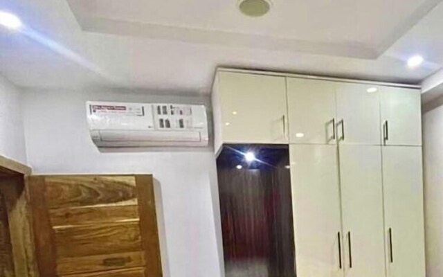 Super Luxurious 1-bed Apartment in Ikate