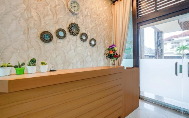 Collection O Padang near Mesjid Raya Syekh Ahmad Al-Minangkabawi formerly Hotel Surya Palace – Lobby – Padang