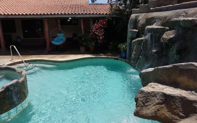 De Cuba Bed & Breakfast