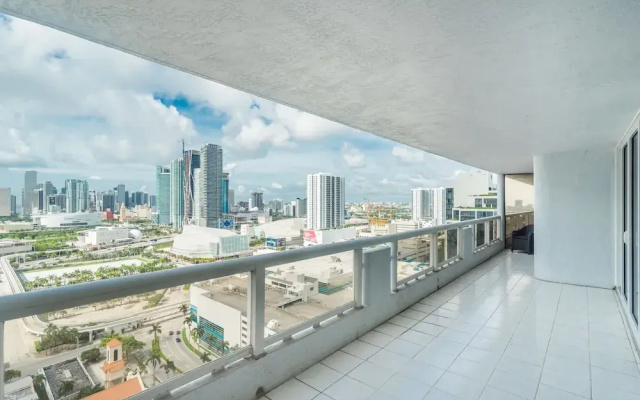 Glamorous 3 Bedroom with a View