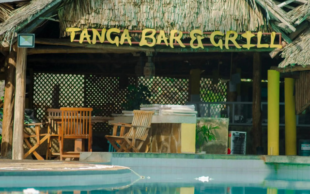 Reef Hotel
