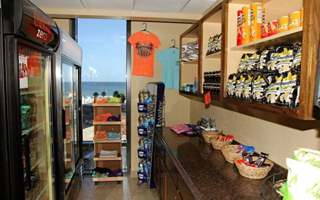 Pier House 60 Clearwater Beach Marina Hotel