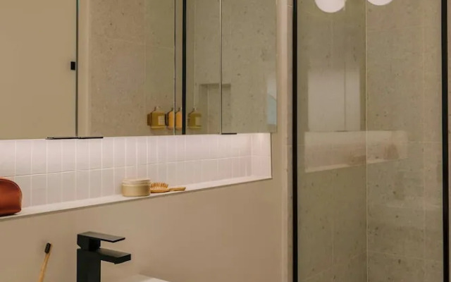 Sonder by Marriott Bonvoy The Craftsman Apartments Downtown LA