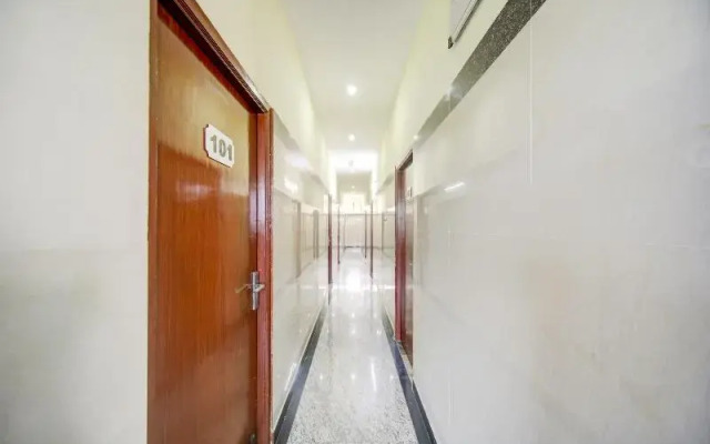 Green Park by OYO Rooms