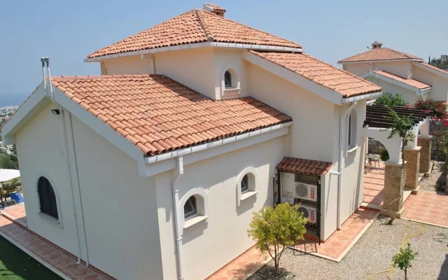 Villa Goodens by Amy Villas