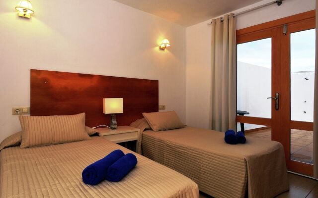 Cosy Holiday Home in Punta Mujeres With Terrace