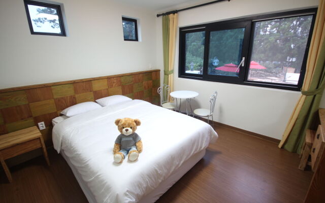 Nomad Pension in Jeju