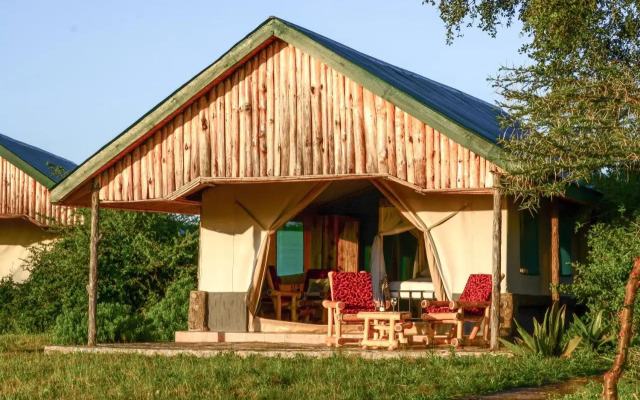 Zebra-Kemang'ore Bush Tented Lodge
