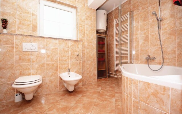 Awesome Home in Bibinje With Wifi and 2 Bedrooms