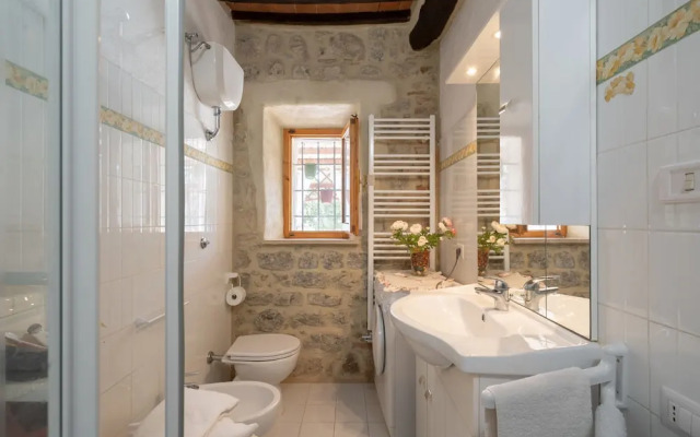 Superior Ground Floor Apartment With Pool View