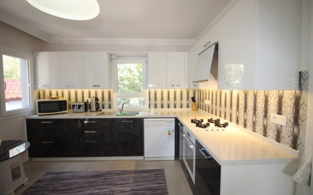 Captivating Villa Pervin Private Pool Sleeps 9