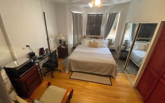 Room-7 Private Room With Jacuzzi, Massag