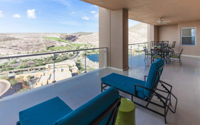 Puerta Cortes Residences