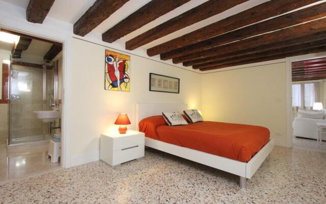 Faville - Castello Apartments