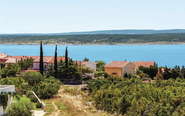 One-Bedroom Apartment in Maslenica