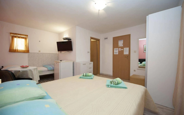 Rooms Damira Split