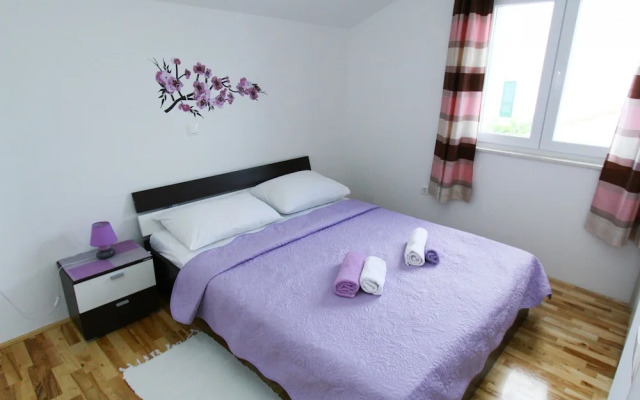Renato - 150 m From Beach - A2