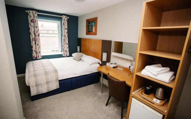 Corner House Hotel