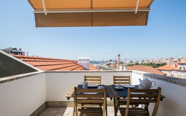 Principe Real Views by Homing