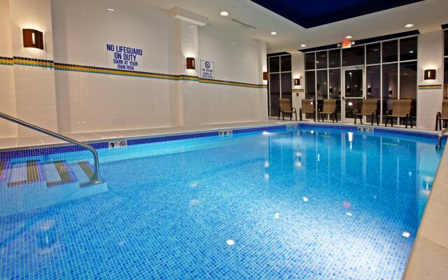 Holiday Inn Louisville Airport - Fair/Expo by IHG