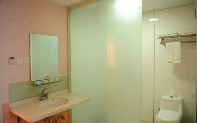 Guanquan Business Hotel