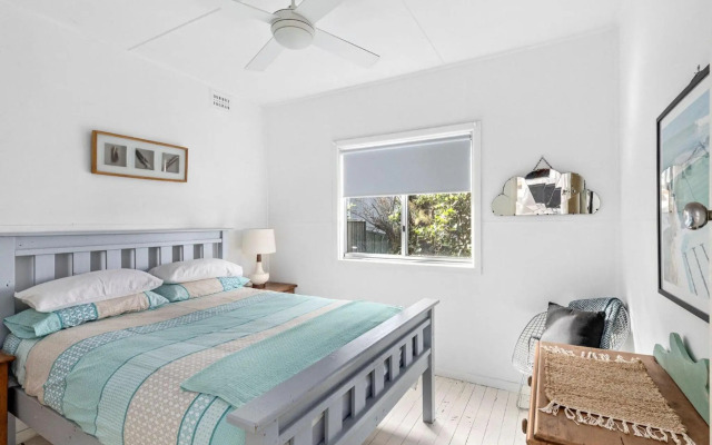 BOMBORA Gerroa 4pm check out Sundays