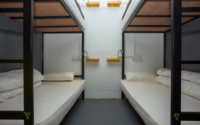 Yakety Yak Hostel